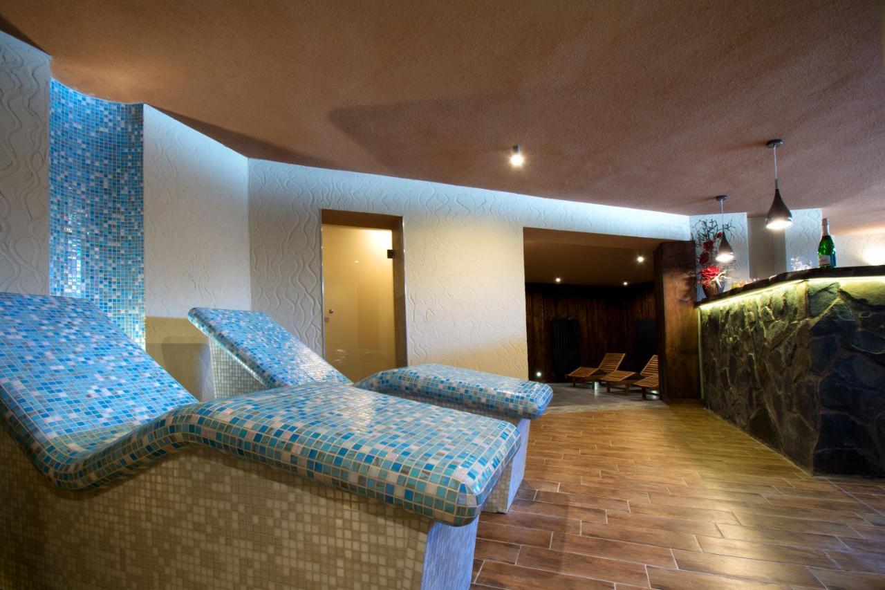 Hotel Lesana Stará Lesná Eksteriør billede