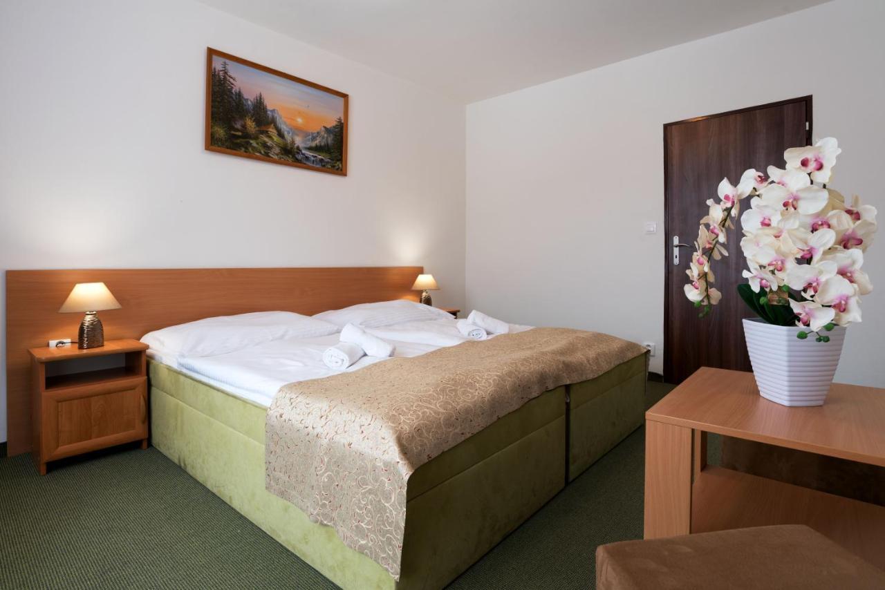 Hotel Lesana Stará Lesná Eksteriør billede