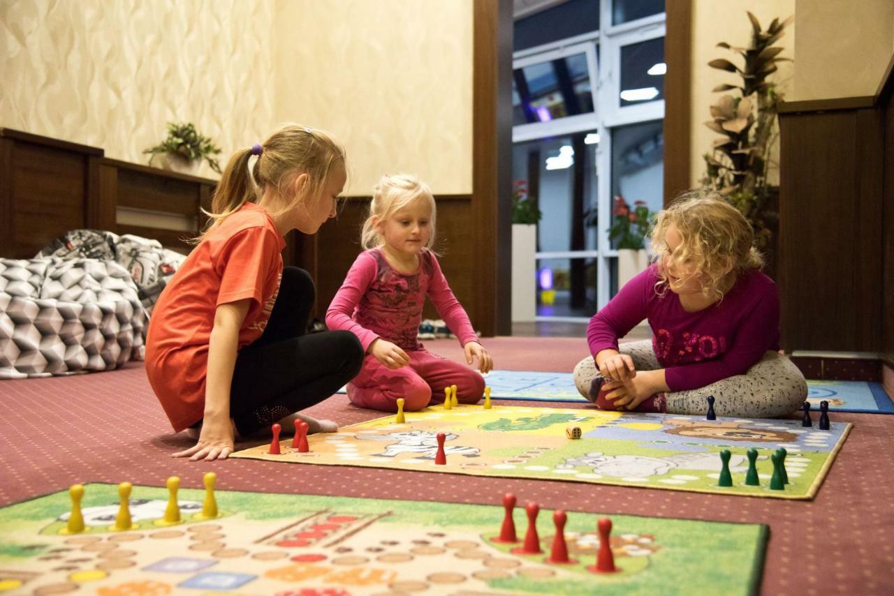 Hotel Lesana Stará Lesná Eksteriør billede